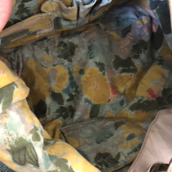 HOBO International metallic silver Gabor Bag - Picture 3 of 6